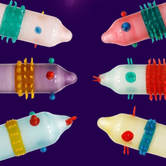 Bao cao su runbo big hộp 6 cái - gai to 6 mẫu gai , tăng hưng phấn cho bạn tình.