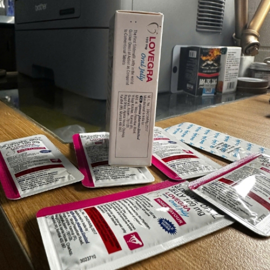 Thạch  lovegra oral jelly - tăng cường sinh lý cho nữ